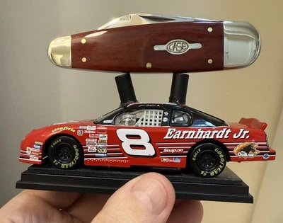 2000 Case XX Snowshoe/Sleeveboard.“The Outlaw” w/o USA stamp. Car Included. Mint - Image 1 of 4