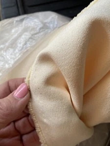 NUEVO LUX Ultra Suave Tela Microfibra Marfil CREMA Gamuza Decoración HOGAR POR 60" - Imagen 1 de 6