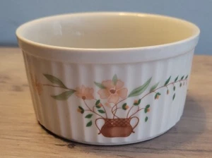 VINTAGE COUNTRYSIDE STONEWARE COLLECTION RAMEKIN~SOUFFLÉ~CASSEROLE 1980 JMP - Picture 1 of 7