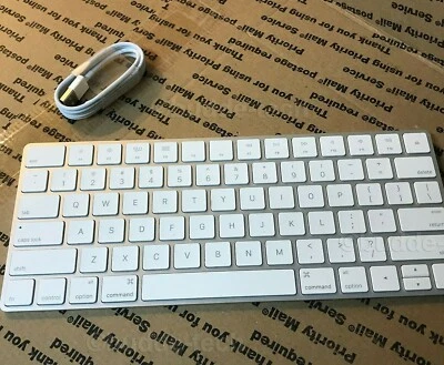 Apple Magic Keyboard - 2nd generation - Bluetooth Wireless - A1644 Rechargeable - Image 1 of 4