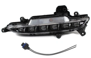 OEM 92202-B1000 LED Fog Light Lamp Right Psgr Side for Hyundai Genesis 2015~2017 - Picture 1 of 3