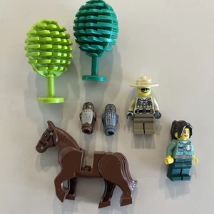 Lego Minifigure City Park Ranger  Lot B - Trees / Owls / State Trooper - Picture 1 of 2