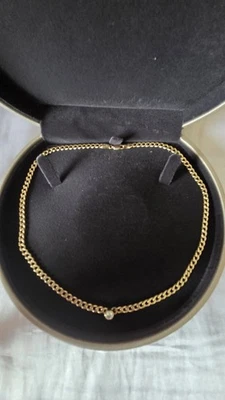 Impresionante gargantilla con bisel de diamantes de oro de 14k Foto 1 de 4