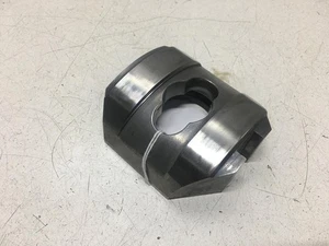 116-1367 TORO EXMARK HYDRO SWASH BLOCK - Picture 1 of 4