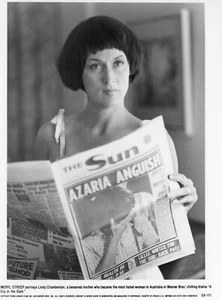 MERYL STREEP in "A Cry in the Dark" original 1988 Warner Bros. s/w Foto - Bild 1 von 1