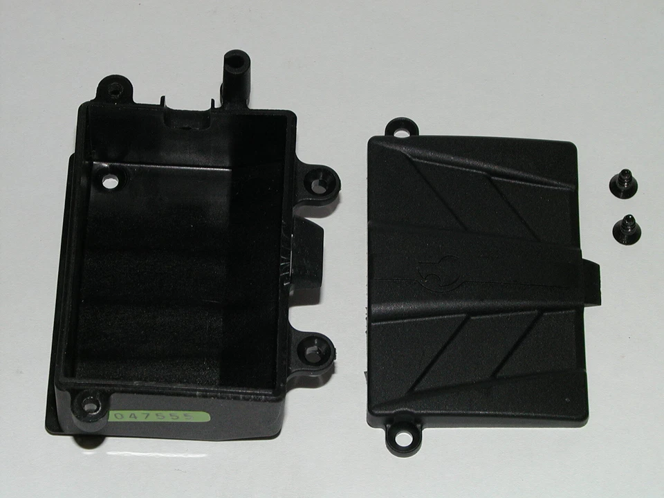 Axial 1/10 RC - AX80028 Radio Box SCX10 for Jeep Scale Crawler 4x4 - New - Photo 1/1