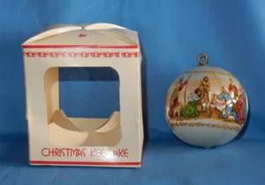 Decorazione natalizia in raso presepe vintage Designworks - Foto 1 di 8