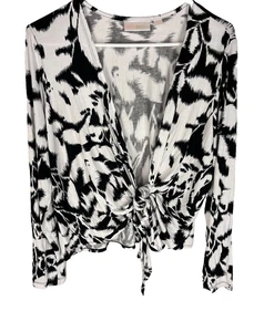Belle by Kim Gravel Top Rayon Spandex Pop Floral Shrug Black White Boho NEW - Picture 1 of 5