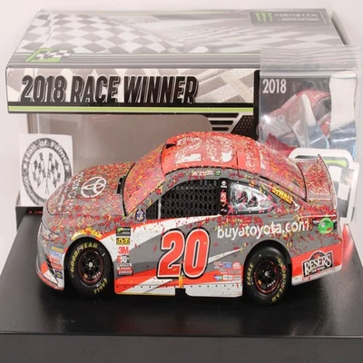 Erik Jones 2018 Acción #20 Daytona Primera Victoria Buyatoyota.com Camry/745 Hecho ¡Extraro! Foto 1 de 4