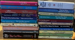 Lilian Jackson Braun The CAT WHO Book Lot of 21 Hardcover Mystery Novels - Imagen 1 de 17