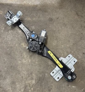 2010-2017 GMC ACADIA FRONT LH LEFT DOOR WINDOW REGULATOR MOTOR OEM - Picture 1 of 12