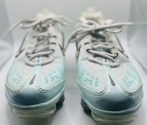 Nike Air VaporMax Plus Photon Dust Volt 2022 taglia 6 - Foto 1 di 7