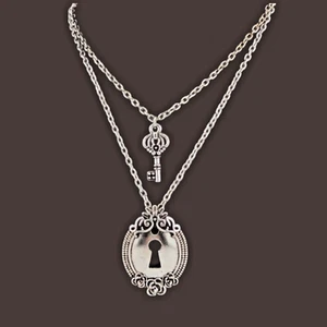 SKELETON KEY & ESCUTCHEON TIERED NECKLACE silvertone steampunk lock romantic W2 - Picture 1 of 4