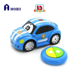 BB Junior Volkswagen Easy Play RC Beetle Blue Racing Remote Control Car - Picture 1 of 2