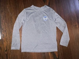 Boys Kids Vineyard Vines Hockey Sticks Performance Long Sleeve Shirt Child Sz. 6 - Picture 1 of 5