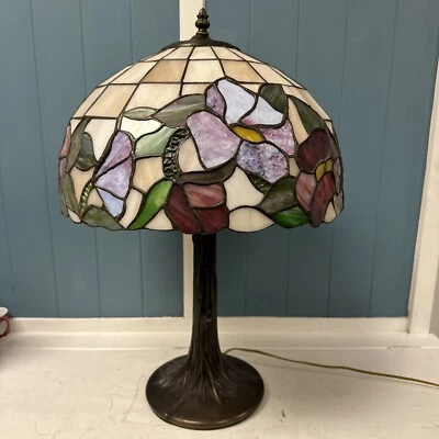 Tiffany Style Vintage Stained Glass Table Lamp  Floral Desk Light 24” *READ - Image 1 of 4
