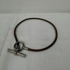 HERMES Numero di modello: Marrone Corpo principale Girocollo Glenan doppio - Foto 1 di 3