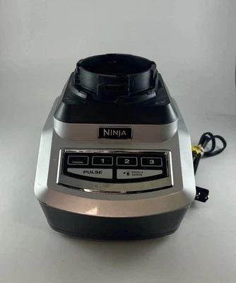 Sistema de licuadora profesional Ninja motor base 1100 vatios modelo BL 740 30 PROBADO Foto 1 de 3