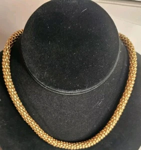 Gargantilla collar cuerda sin firmar broche magnético tono dorado - Imagen 1 de 5