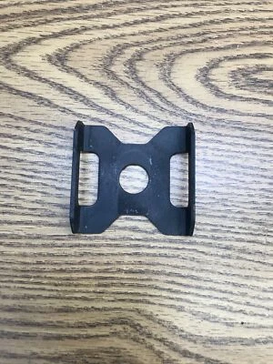 KAWASAKI NINJA 300 EX300 2013-2017, PIEZA AJUSTADORA EXTERIOR CADENA # 33040-0030-18R Foto 1 de 4