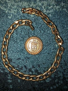 Chain + Medal Or (?) CHANEL CAMBON PARIS - Picture 1 of 2