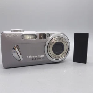 Sony Digital Camera Cybershot DSC-P10 5.0MP Silver Tested - Picture 1 of 12