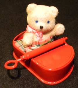 SÜSSER KLEINER TEDDYBÄR IN DER DOSE AMÜSANTES GESCHENK - Bild 1 von 7