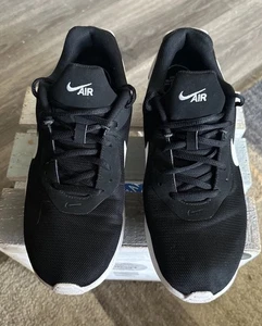 Nike Air Max Men’s Shoes Size 10.5 Oketo Black White Great Condition - Picture 1 of 15