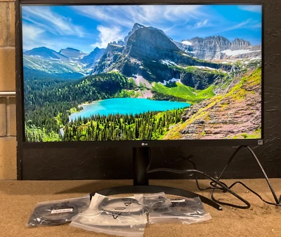 LG 32" USB-C LED LCD Monitor 4K 32BP55U-B ✅❤️️✅❤️️ NEW! OPEN BOX! ✅❤️️✅❤️️ - Image 1 of 4