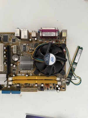 Asus P5GC-MX/1333 + Intel Pentium E2180 + 2GB DDR2 800 [UNTESTED] - Immagine 1 di 4