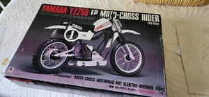 1/4 scale Kyosho Graupner Kyosho Yamaha YZ250 electric version. - Picture 1 of 8