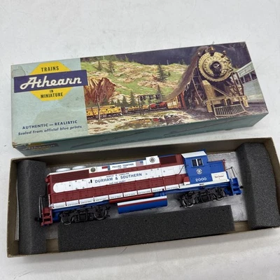 Athearn Ho Rtr Durham And Southern Gp38-2  2000  Beautiful Dc Powered - Image 1 of 4