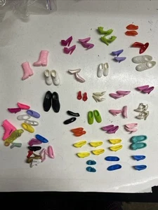 Lot Of 30 Shoe Pairs For Disney Dolls & 16 Single Pair - Picture 1 of 11