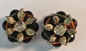 Muy Bonitos Pendientes de Clip Vintage Racimo de Flores Naranja Verde y Oro Cepillado - Imagen 1 de 5