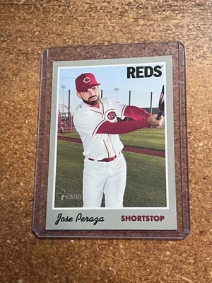 2019 Topps Heritage Baseball # 22 Jose Peraza - Image 1 of 2