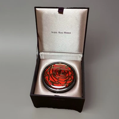 Espejo Compacto Shiseido Diseño Rosa Hanatsubaki Club Caja Original No a la Venta Foto 1 de 4