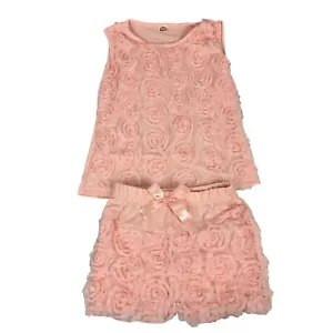 Set top e pantaloncini da bambina senza maniche con disegno a rosetta in rosa chiaro taglia 4T - Foto 1 di 8