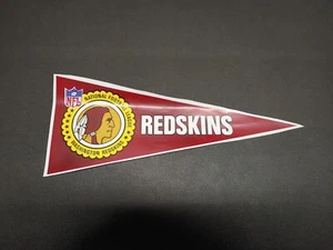 Vintage 1967 NFL Punt, Pass & Kick Kunststoff Wimpel - Washington Redskins - Bild 1 von 2