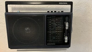 Vintage Grundig Music Boy 165A Portable/Mains Radio Working FM/AM/SW/LW - Picture 1 of 8