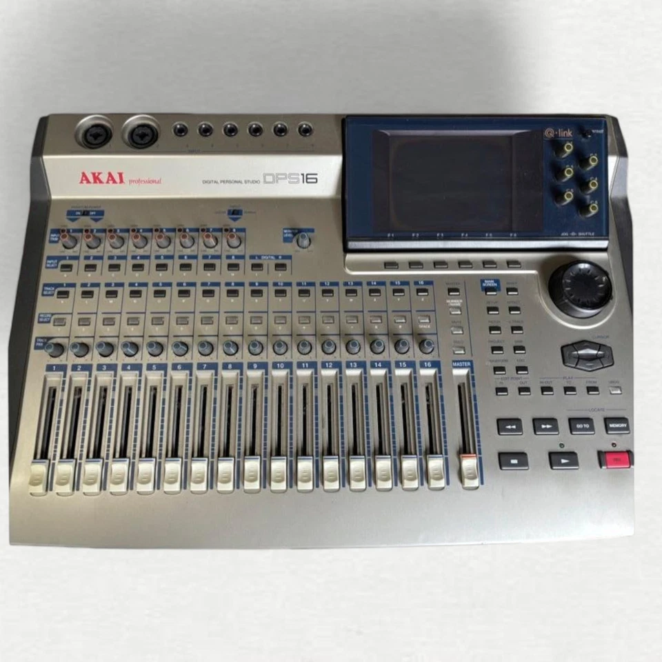 AKAI DPS16 Digital Recorder 24bit 96kHz Analog Out Kopfhörer Tragbar Silber - Bild 1 von 4