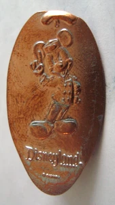 DISNEYLAND RESORT DR0150 - DL Hotel Bellman Mickey -- länglicher Zinkpfennig - Bild 1 von 2