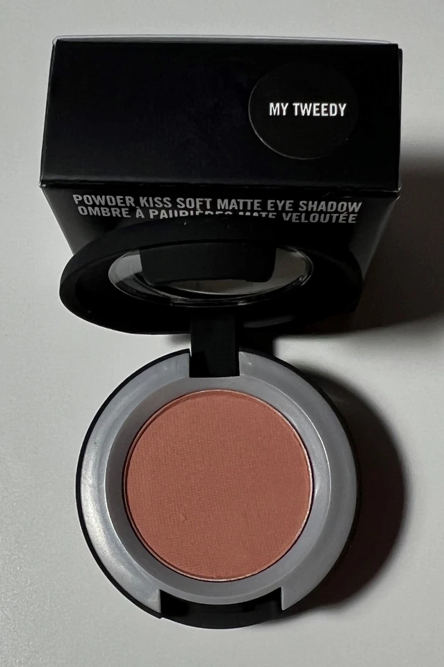 MAC My Tweedy Powder Kiss Soft Matte Eye Shadow New in Box - Image 1 of 1