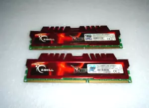 G.SKILL Ripjaws V Series 8GB (2 x 4GB) 288-Pin DDR4 SDRAM DDR4 2133 (PC4 17000) - Picture 1 of 2