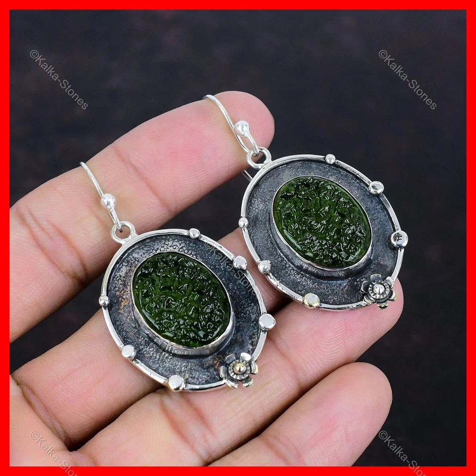 Venta de San Valentín Pendientes de Aniversario Ovalados Piedra Moldavita Plata de Ley Foto 1 de 1