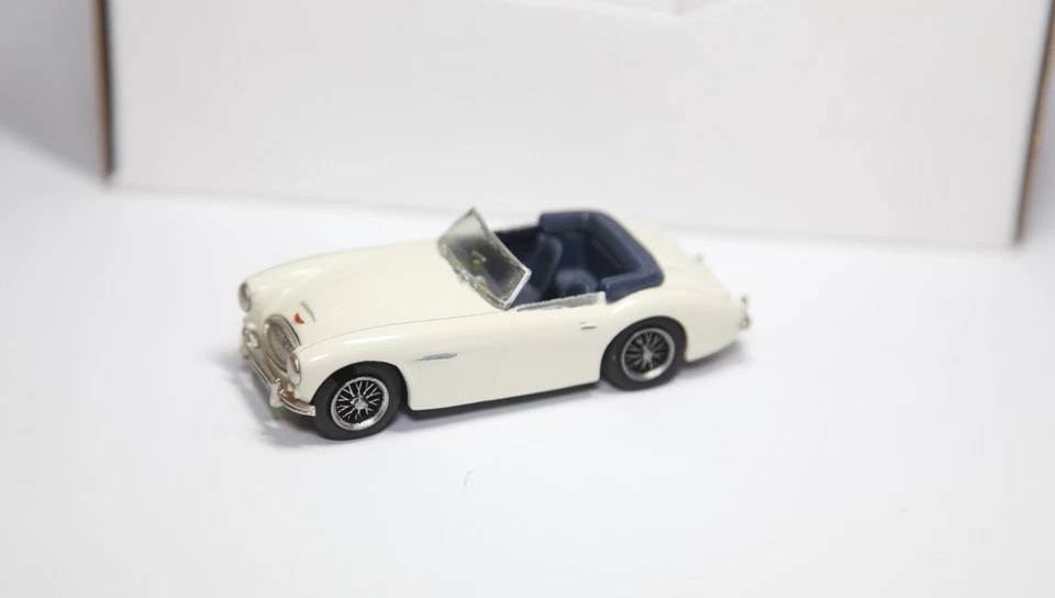 K&R Replicas Austin Healey 3000 MKIII In Box - White Metal Kit - Image 1 of 4