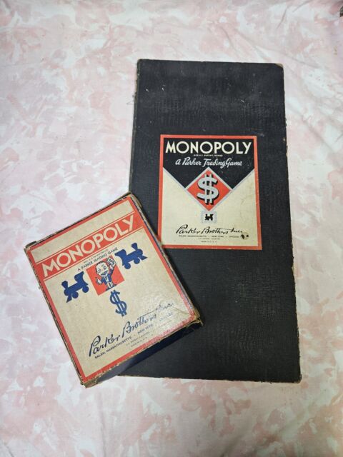 Jogo de Tabuleiro Monopoly Standard (Português)