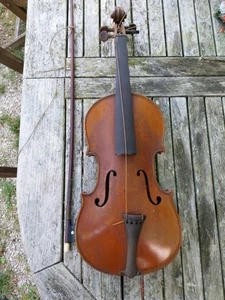 ANTIQUE JACQUES BOQUAY VIOLIN DATE 1710 STRADIVARIUS GOOD CONDITION ANTIQUE BOW - Picture 1 of 24