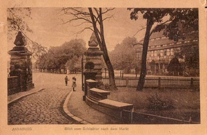 AK ANNABURG Kr. WITTENBERG Markt, Blick vom Schloßtor 10/20er - Picture 1 of 1