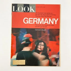 Look Magazine May 4 1965 Germany Gay Façade Carnival in Munich Mid Century Life - Imagen 1 de 24