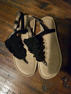 Sandalias negras Cat & Jack talla 3 para niñas Foto 1 de 3